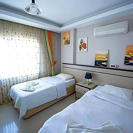 Bluehomes Hotel