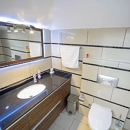 Hotel Bluehomes